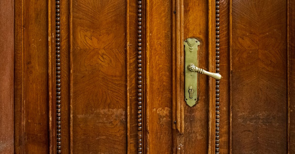 front door lock key — Steve Locksmith